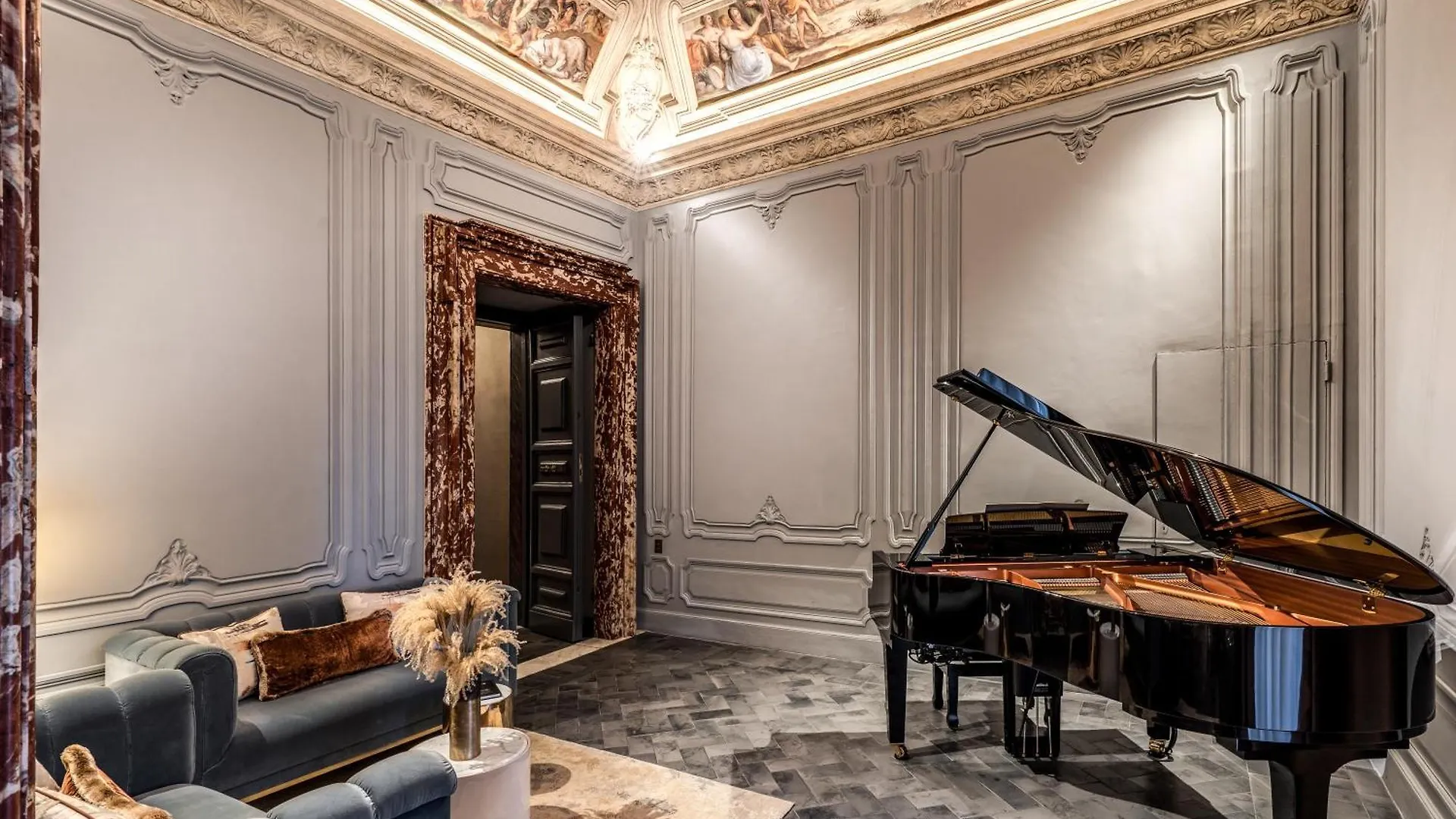 Hotel Eitch Borromini Palazzo Pamphilj