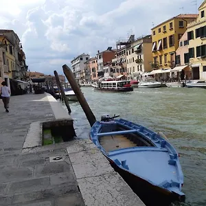  Apartment Calle Rielo Great Canal View Italy