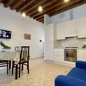 https://city-apartments-rialto-market.hotelinveneto.com