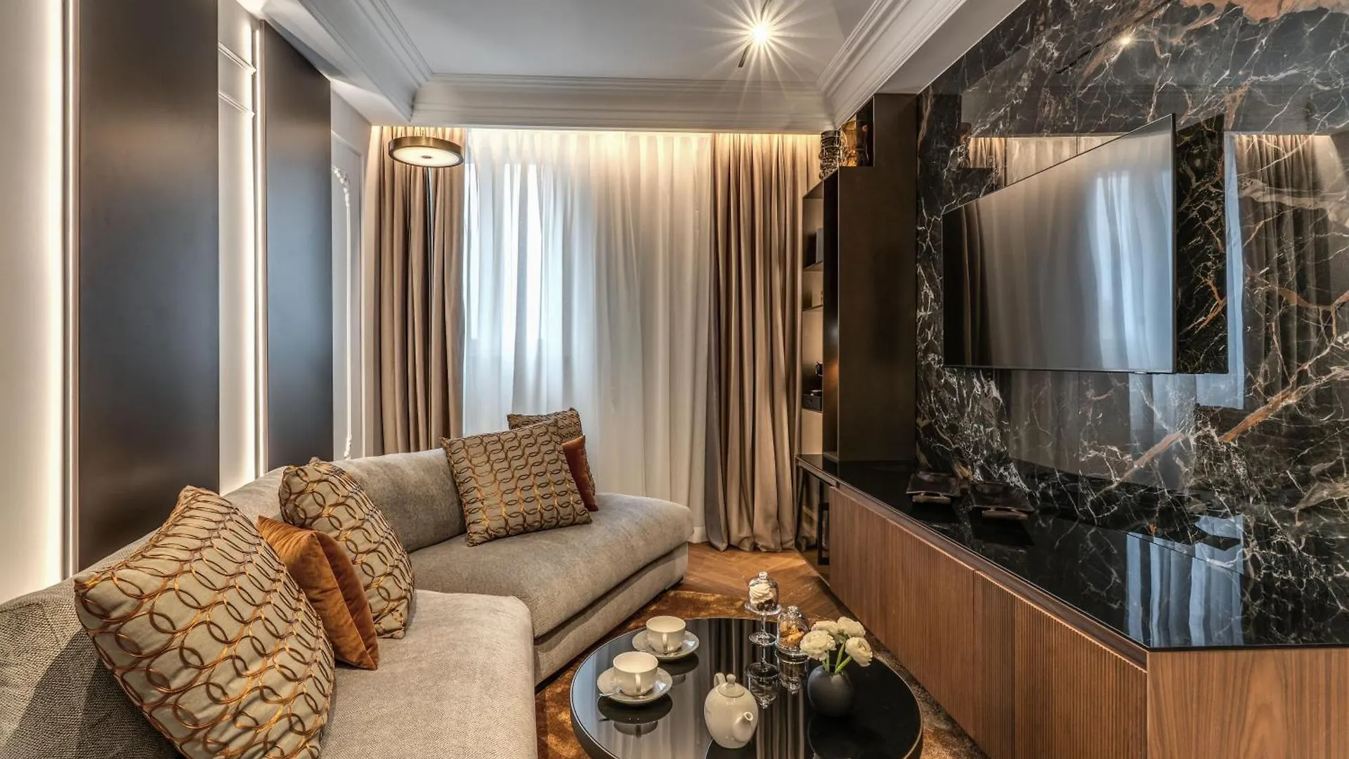 Hotel Eitch Borromini Palazzo Pamphilj 4*, Rome
